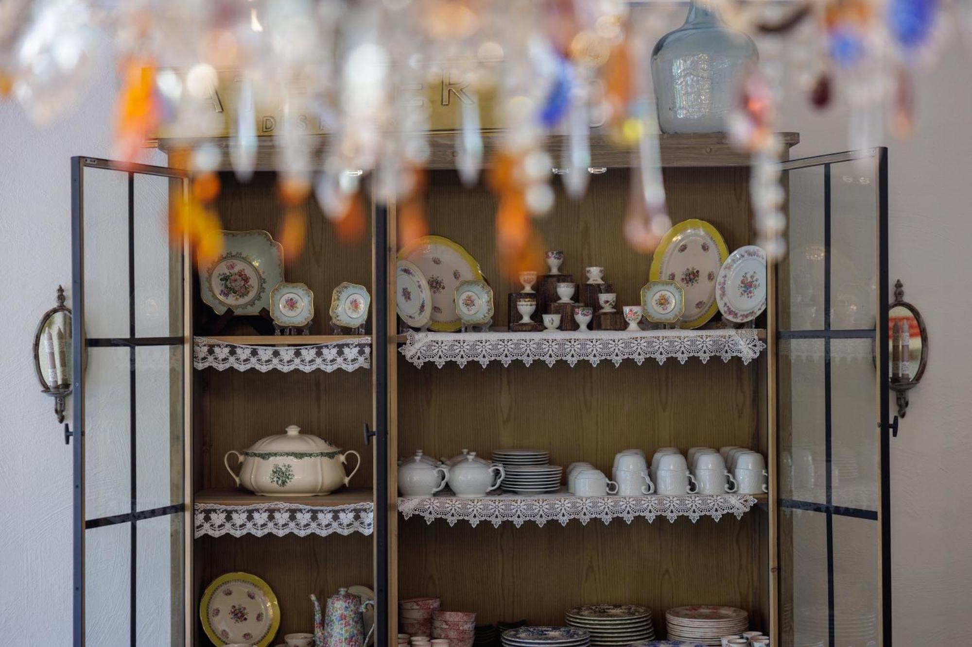 圣瓦雷里酒店 胡安莱潘 外观 照片